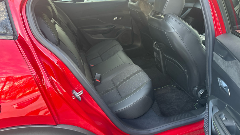 Peugeot 408 158kW GT 58kWh 5dr Auto Electric Hatchback